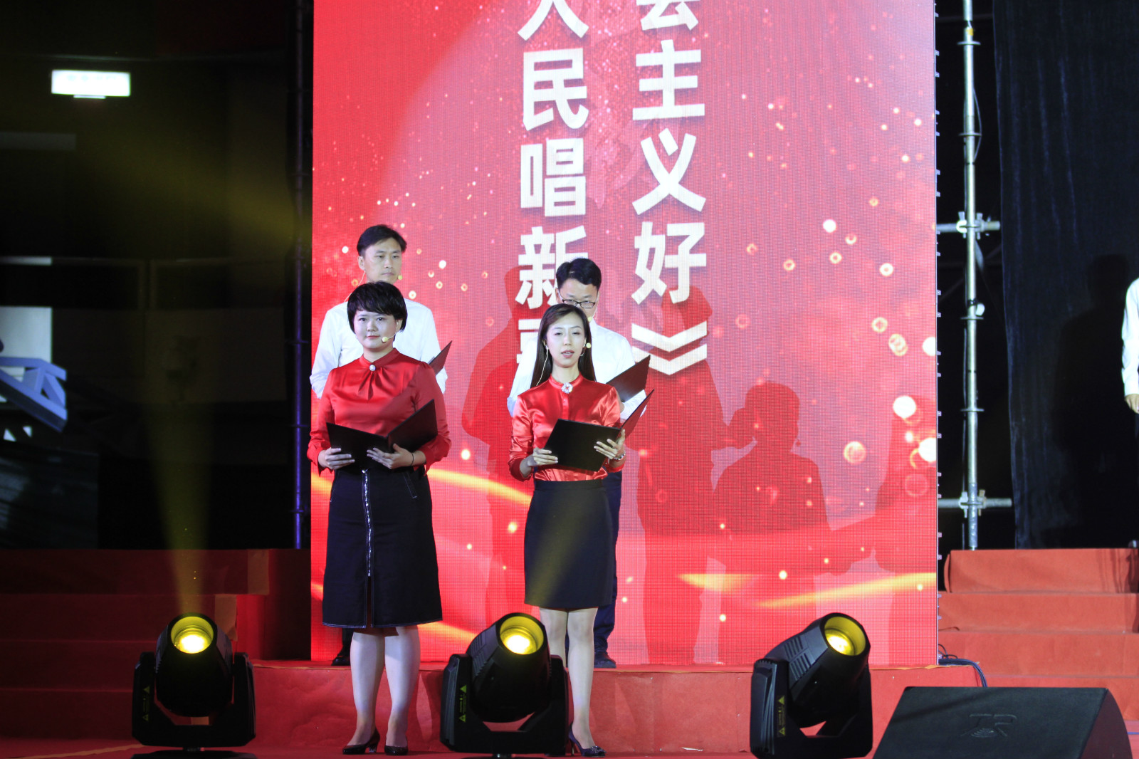 ee117ea0b8774c04bf225a74cc83beef.jpg